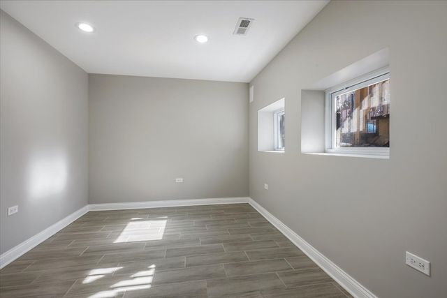 2922 W Polk Street, Chicago, IL 60612