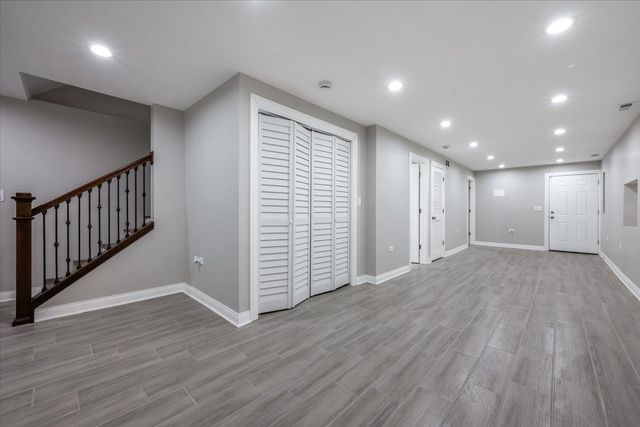 2922 W Polk Street, Chicago, IL 60612