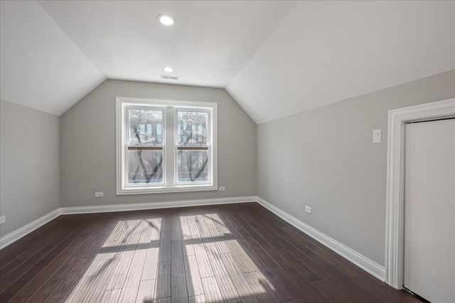 2922 W Polk Street, Chicago, IL 60612