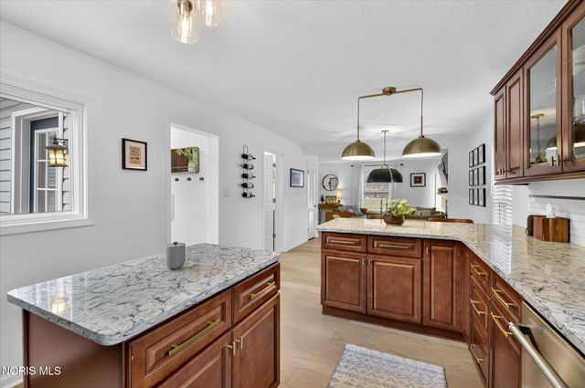 1401 River Road, Maumee, OH 43537