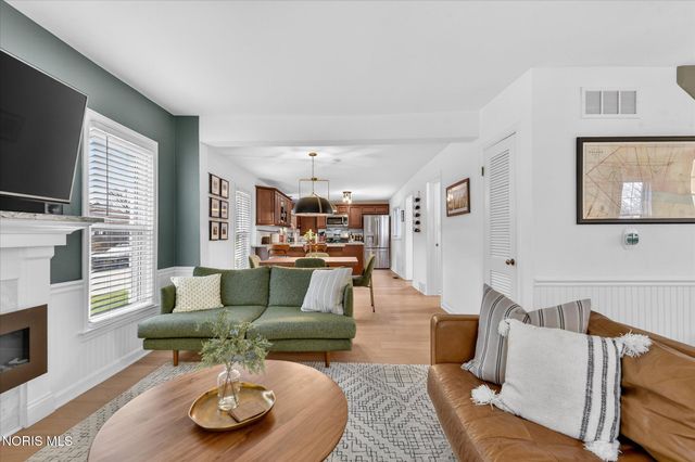 1401 River Road, Maumee, OH 43537