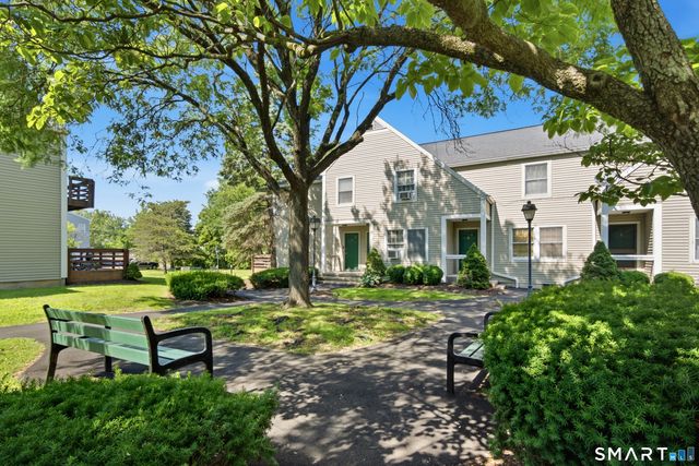 10-14 East Franklin Street A2, Danbury, CT 06810