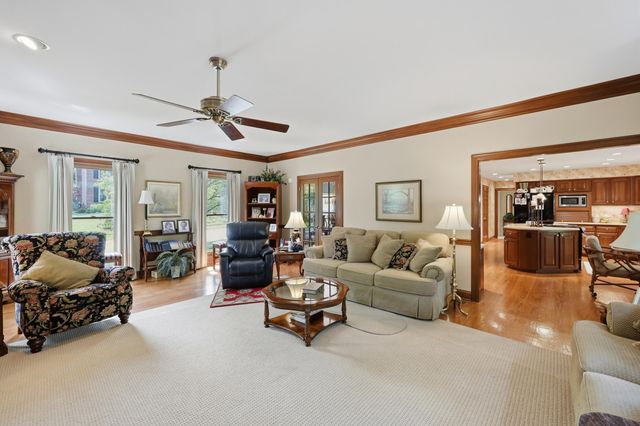 2237 Bonhaven Road, Lexington, KY 40515