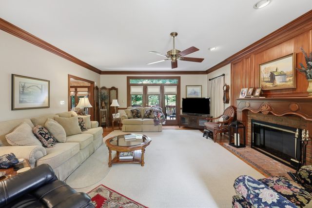 2237 Bonhaven Road, Lexington, KY 40515