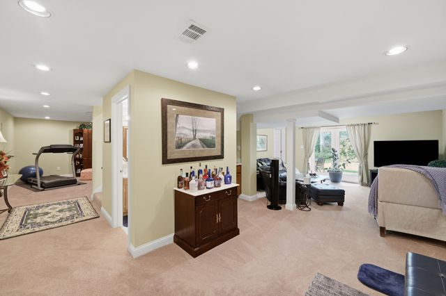 2237 Bonhaven Road, Lexington, KY 40515