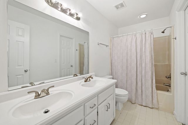 104 Kenaum Ct, Nashville, TN 37209