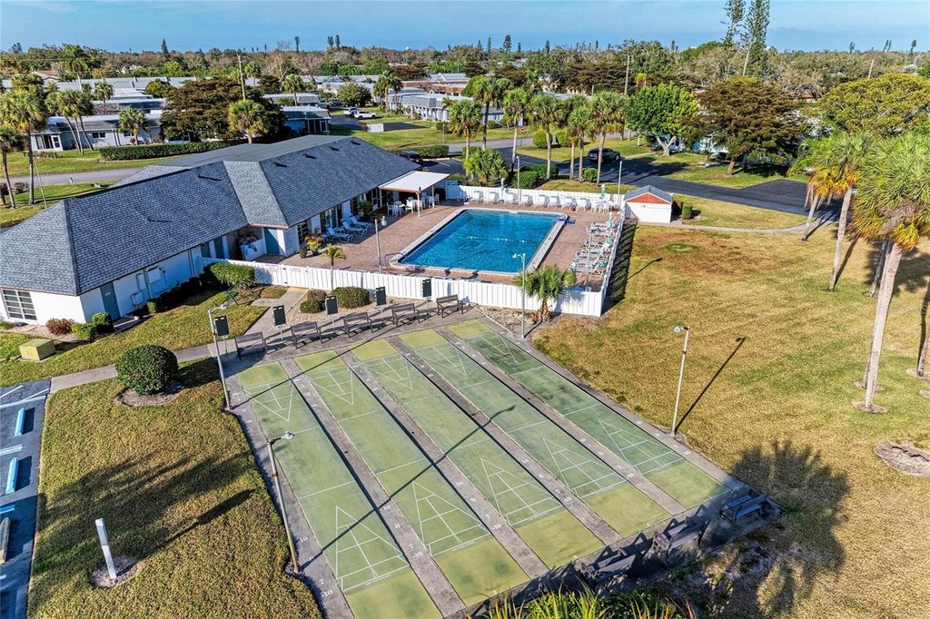 Image 30 of property listing at 3403 36TH STREET W 109, Bradenton, FL 34205