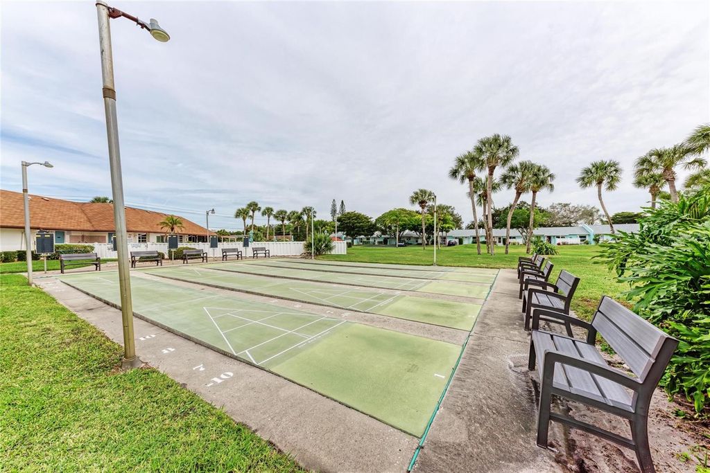 Image 31 of property listing at 3403 36TH STREET W 109, Bradenton, FL 34205