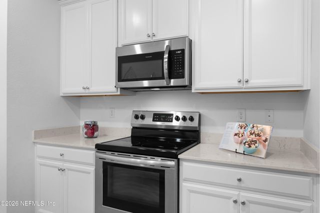 7617 CATNIP Lane, Jacksonville, FL 32219