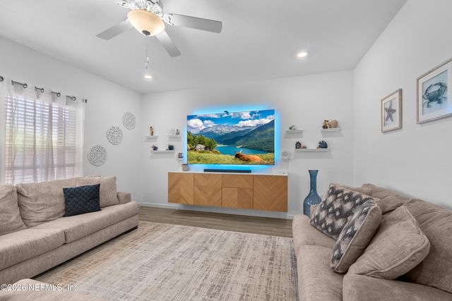 7617 CATNIP Lane, Jacksonville, FL 32219