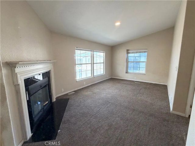 20843 Waalew C101, Apple Valley, CA 92307