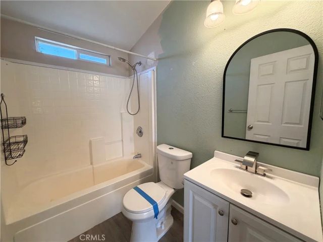 20843 Waalew C101, Apple Valley, CA 92307