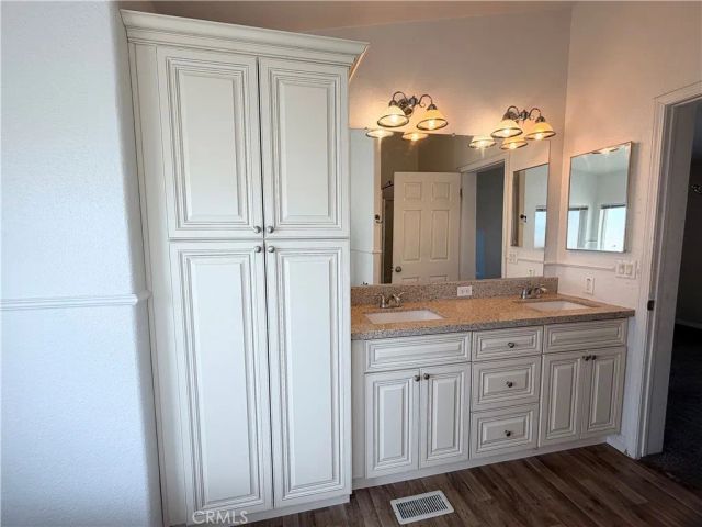 20843 Waalew C101, Apple Valley, CA 92307