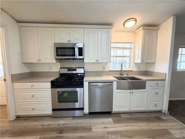 20843 Waalew C101, Apple Valley, CA 92307