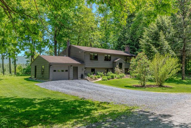 144 Oak Knoll Road, Arlington, VT 05250