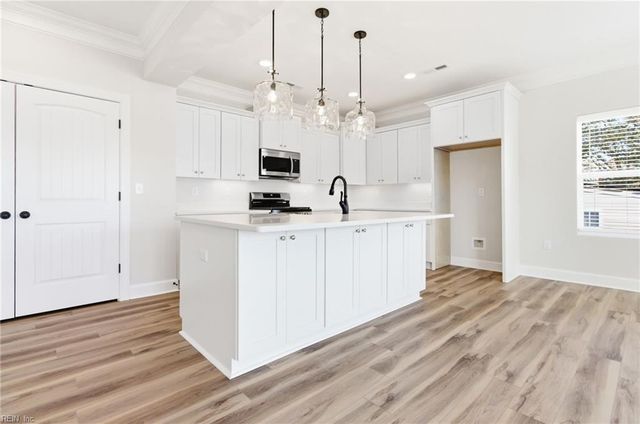 3019 Pretty Lake AVE, Norfolk, VA 23518
