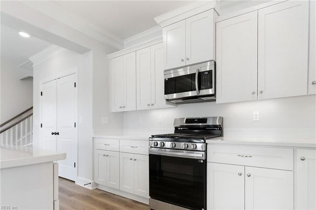 3019 Pretty Lake AVE, Norfolk, VA 23518
