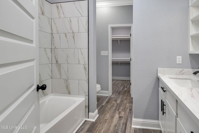 1906 Kingslea Drive, Gautier, MS 39553