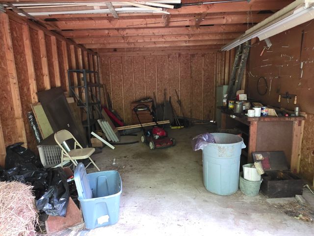 1144 Potash Brook Road, Chester, VT 05143
