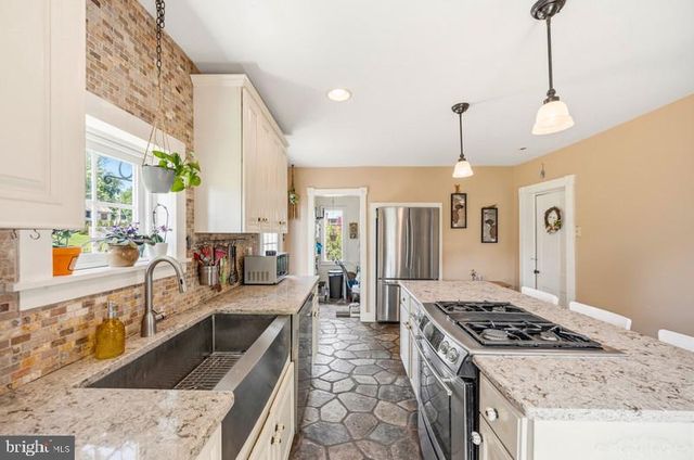 204 CHURCH ST, New Windsor, MD 21776
