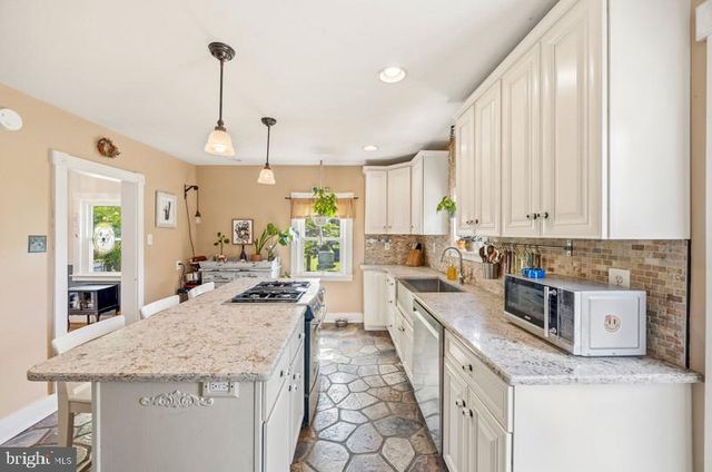 204 CHURCH ST, New Windsor, MD 21776