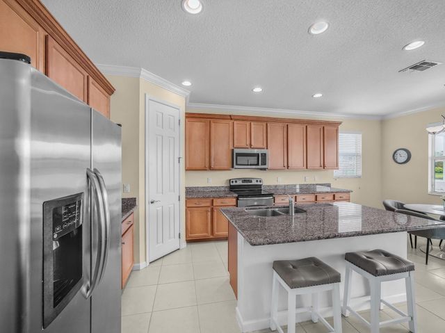 12103 SW Bennington Circle, Port St Lucie, FL 34987