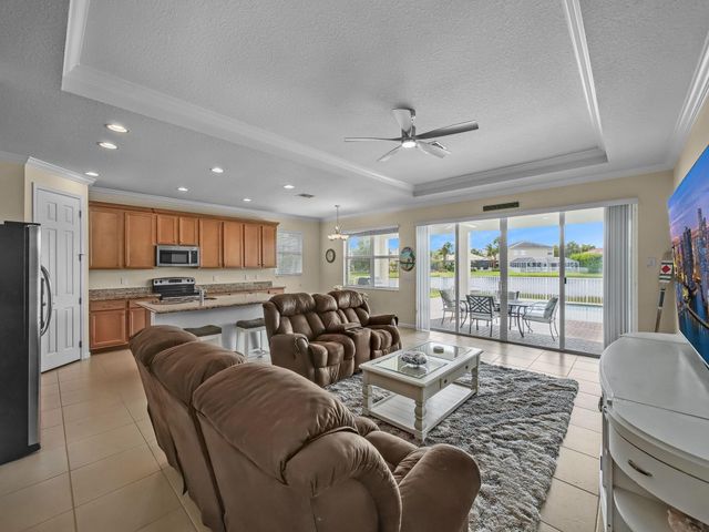 12103 SW Bennington Circle, Port St Lucie, FL 34987