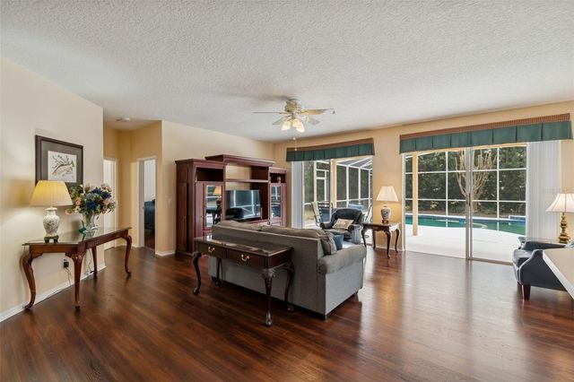 8606 TERRACE PINES COURT, Orlando, FL 32836