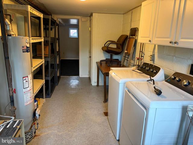 2105 PARKWYN RD, Philadelphia, PA 19131