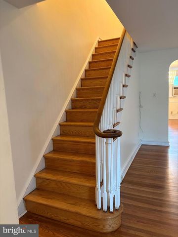 2105 PARKWYN RD, Philadelphia, PA 19131