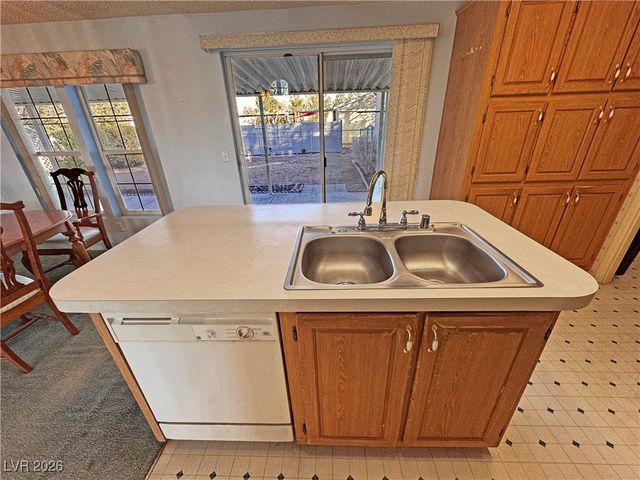 2490 Quebec Street, Pahrump, NV 89048