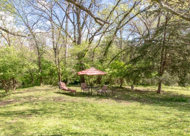 1823 Willow Springs Dr, Nashville, TN 37216