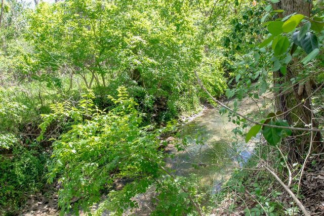 1823 Willow Springs Dr, Nashville, TN 37216