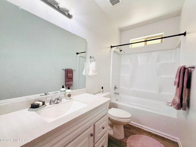 64568 E Calle Rosa Linda, Tucson, AZ 85739