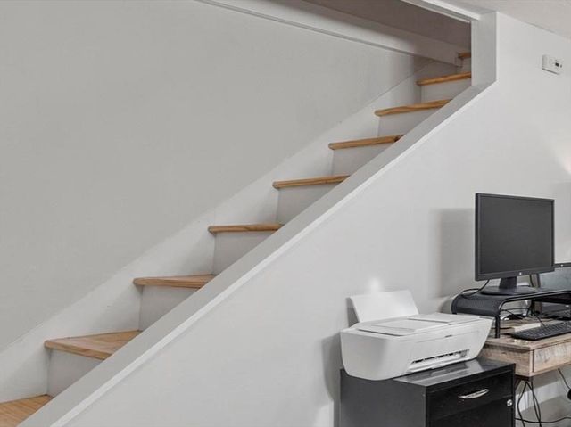 6 Starlight Avenue, Chelmsford, MA 01824