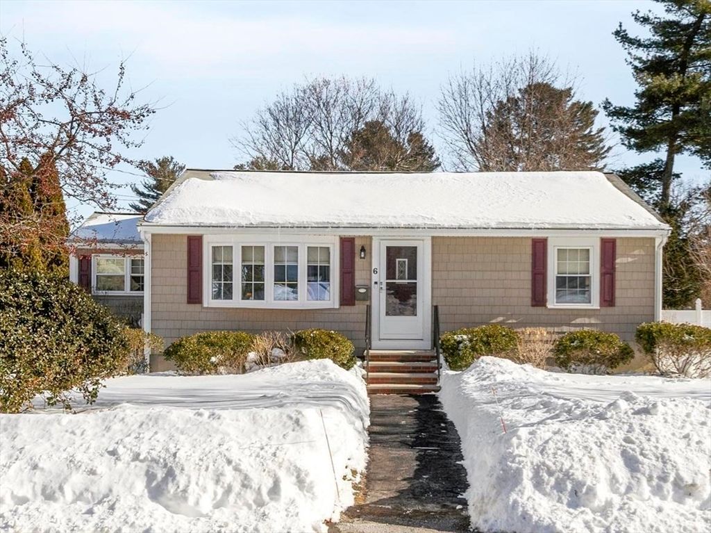 6 Starlight Avenue, Chelmsford, MA 01824