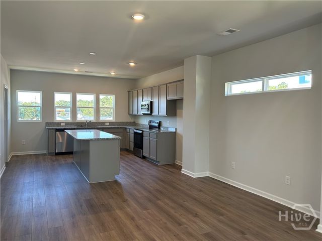 21 Towne Park Court, Rincon, GA 31326