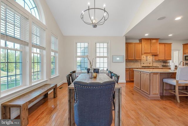 41443 CARRIAGE HORSE DR, Aldie, VA 20105