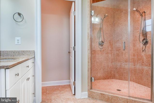41443 CARRIAGE HORSE DR, Aldie, VA 20105