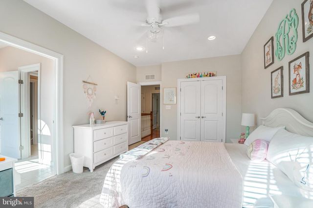 41443 CARRIAGE HORSE DR, Aldie, VA 20105