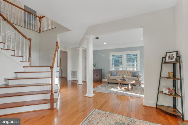 41443 CARRIAGE HORSE DR, Aldie, VA 20105