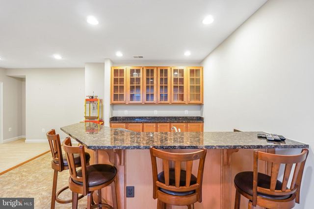 41443 CARRIAGE HORSE DR, Aldie, VA 20105