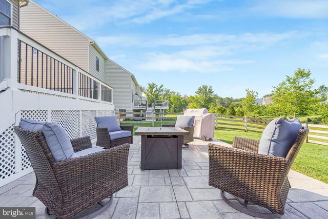 41443 CARRIAGE HORSE DR, Aldie, VA 20105
