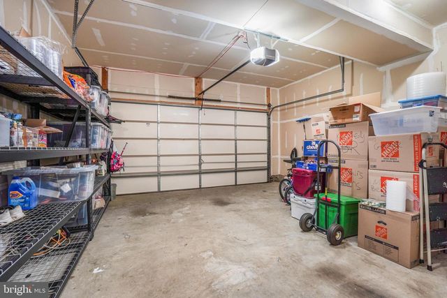 41443 CARRIAGE HORSE DR, Aldie, VA 20105