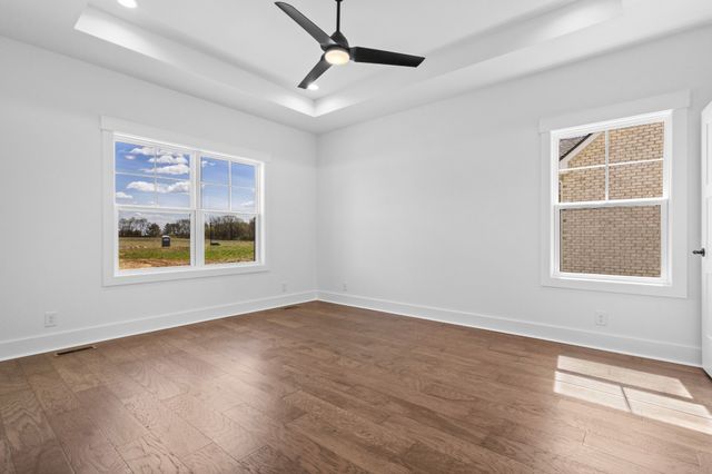 113 Aspen Pine Dr, Clarksville, TN 37043