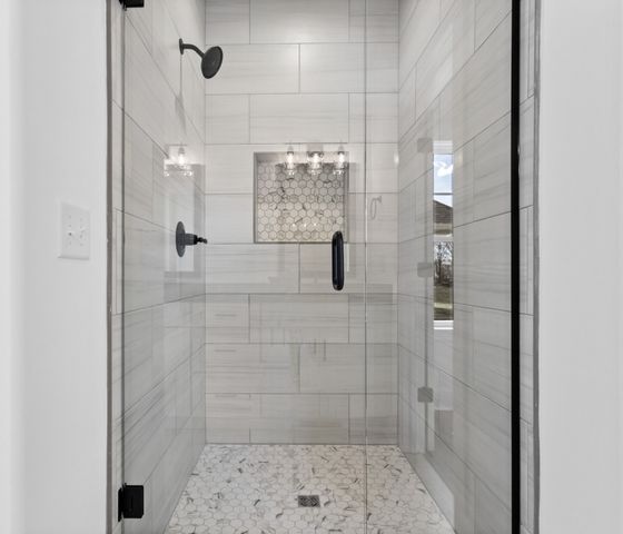 113 Aspen Pine Dr, Clarksville, TN 37043