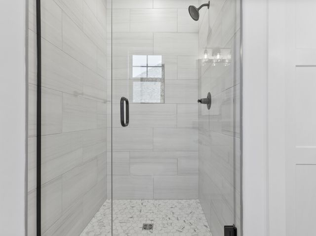 113 Aspen Pine Dr, Clarksville, TN 37043