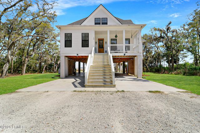 150 Cassique Creek Drive, Ridgeland, SC 29936