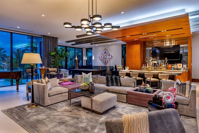 1660 S Ocean Boulevard, Manalapan, FL 33462