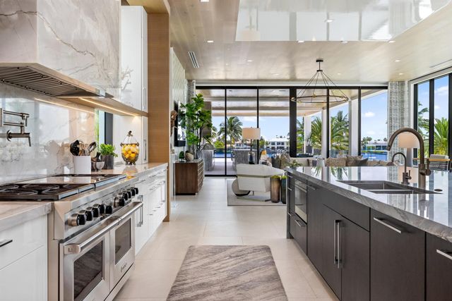 1660 S Ocean Boulevard, Manalapan, FL 33462